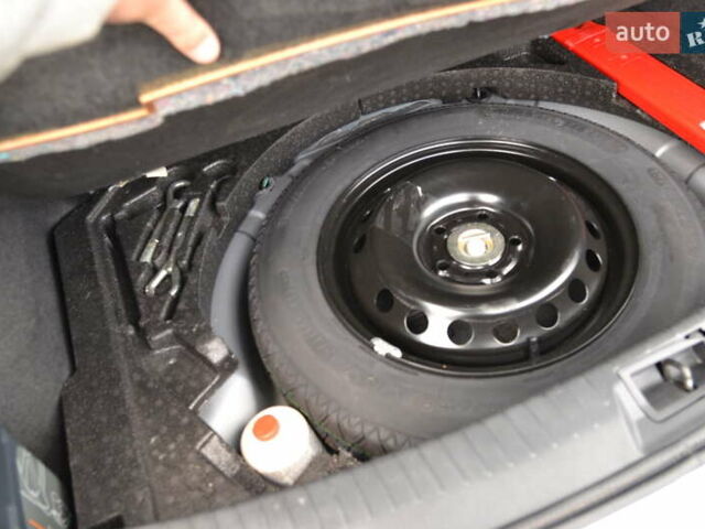 Серый Ниссан Кашкай, объемом двигателя 2 л и пробегом 143 тыс. км за 10999 $, фото 40 на Automoto.ua