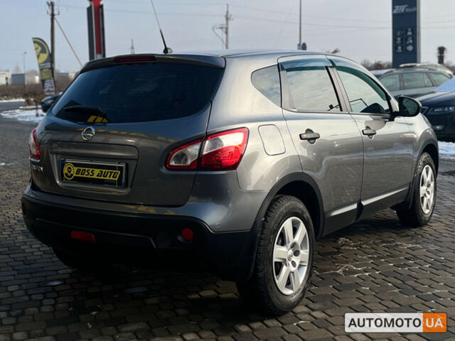 Серый Ниссан Кашкай, объемом двигателя 1.6 л и пробегом 162 тыс. км за 10700 $, фото 6 на Automoto.ua