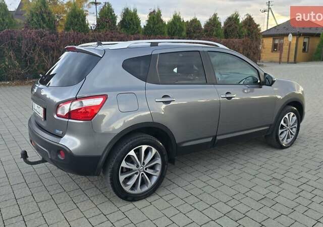 Серый Ниссан Кашкай, объемом двигателя 1.6 л и пробегом 246 тыс. км за 11600 $, фото 13 на Automoto.ua