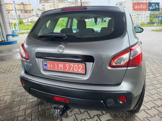 Серый Ниссан Кашкай, объемом двигателя 1.6 л и пробегом 231 тыс. км за 9999 $, фото 35 на Automoto.ua