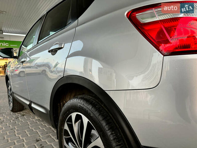 Серый Ниссан Кашкай, объемом двигателя 1.5 л и пробегом 200 тыс. км за 11599 $, фото 48 на Automoto.ua