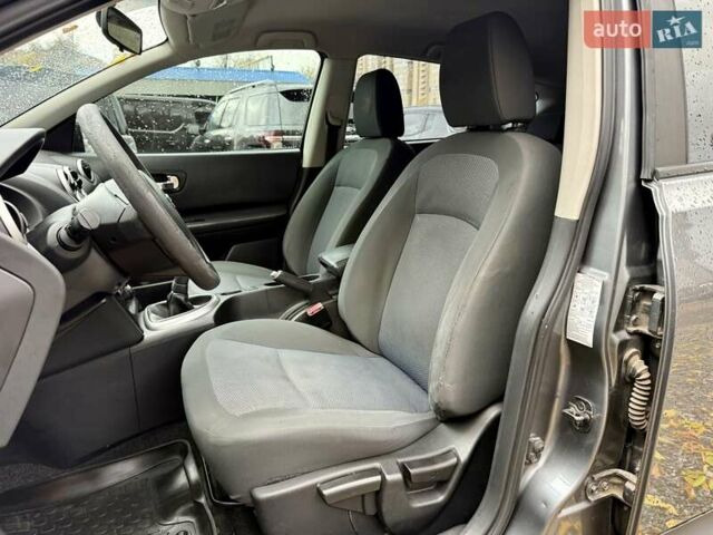 Сірий Ніссан Кашкай, об'ємом двигуна 1.6 л та пробігом 128 тис. км за 9900 $, фото 7 на Automoto.ua