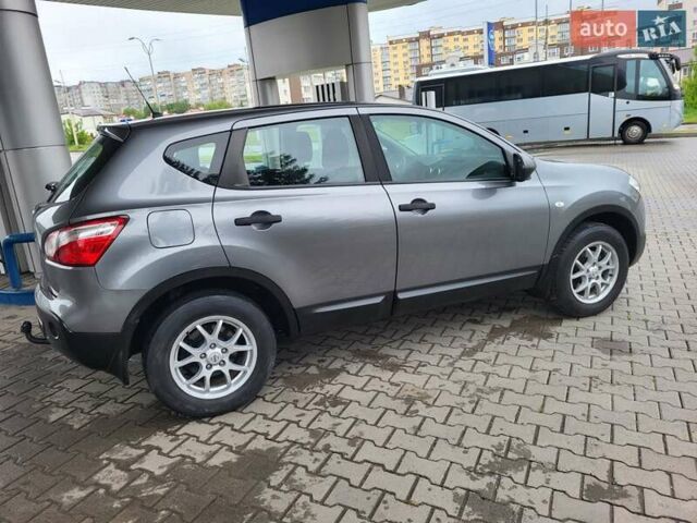 Серый Ниссан Кашкай, объемом двигателя 1.6 л и пробегом 231 тыс. км за 9999 $, фото 26 на Automoto.ua