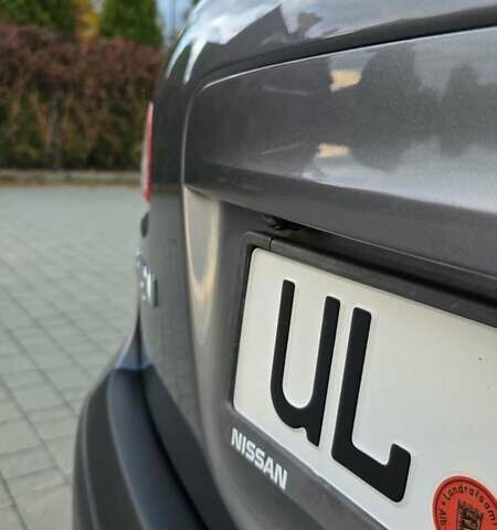 Серый Ниссан Кашкай, объемом двигателя 1.6 л и пробегом 246 тыс. км за 11600 $, фото 43 на Automoto.ua