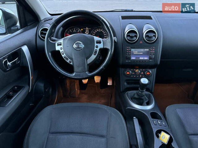 Серый Ниссан Кашкай, объемом двигателя 1.5 л и пробегом 227 тыс. км за 11700 $, фото 33 на Automoto.ua
