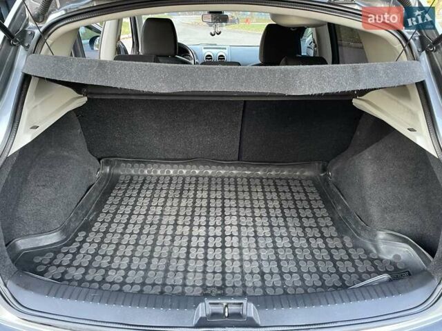 Серый Ниссан Кашкай, объемом двигателя 1.6 л и пробегом 160 тыс. км за 10900 $, фото 39 на Automoto.ua