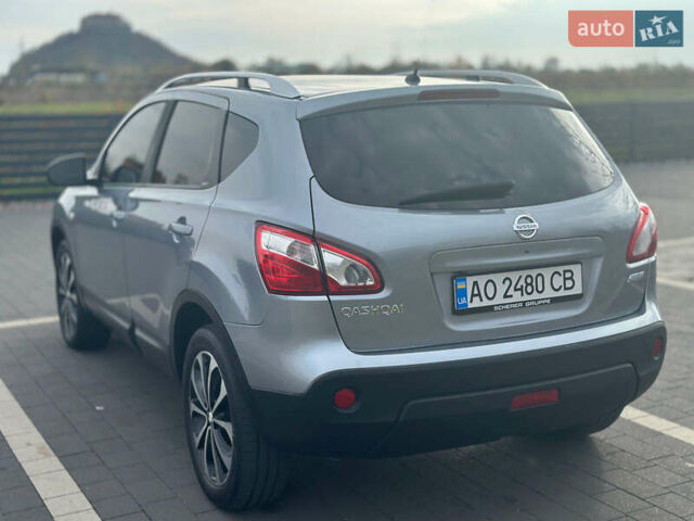Серый Ниссан Кашкай, объемом двигателя 1.46 л и пробегом 256 тыс. км за 11000 $, фото 4 на Automoto.ua