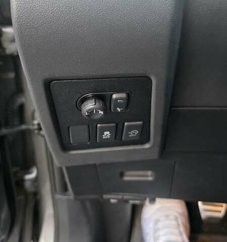 Серый Ниссан Кашкай, объемом двигателя 1.6 л и пробегом 246 тыс. км за 11600 $, фото 35 на Automoto.ua