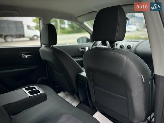 Серый Ниссан Кашкай, объемом двигателя 1.5 л и пробегом 213 тыс. км за 12500 $, фото 92 на Automoto.ua