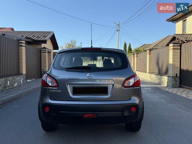 Ниссан Кашкай 2012 в Виннице на Automoto.ua Серый Ниссан Кашкай, объемом двигателя 1.6 л и пробегом 72 тыс. км за 11999 $, фото 4 на Automoto.ua