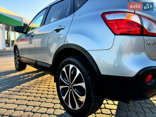 Серый Ниссан Кашкай, объемом двигателя 1.5 л и пробегом 200 тыс. км за 11699 $, фото 32 на Automoto.ua