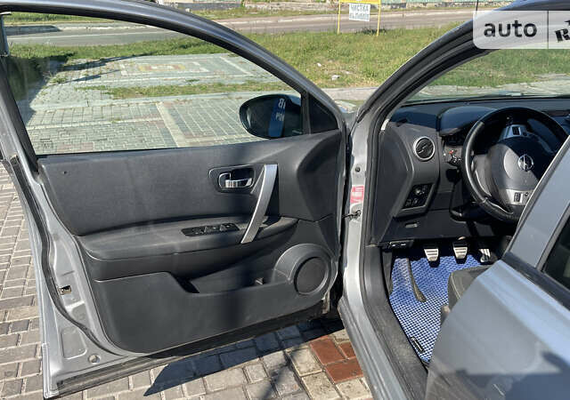 Серый Ниссан Кашкай, объемом двигателя 1.46 л и пробегом 241 тыс. км за 10300 $, фото 19 на Automoto.ua