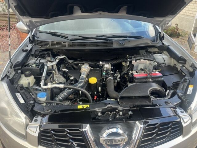 Сірий Ніссан Кашкай, об'ємом двигуна 1.5 л та пробігом 221 тис. км за 10299 $, фото 6 на Automoto.ua