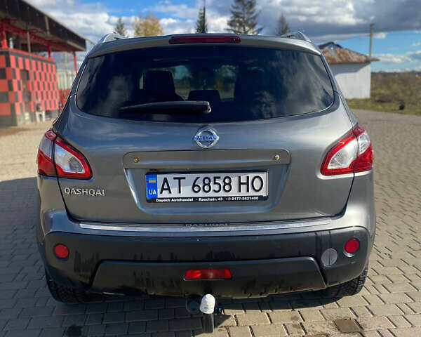 Сірий Ніссан Кашкай, об'ємом двигуна 2 л та пробігом 241 тис. км за 11450 $, фото 6 на Automoto.ua