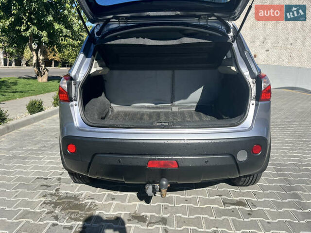 Ниссан Кашкай 2012 в Николаеве на Automoto.ua Серый Ниссан Кашкай, объемом двигателя 1.6 л и пробегом 212 тыс. км за 9700 $, фото 9 на Automoto.ua