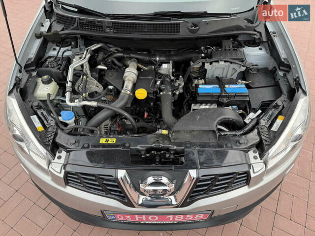 Сірий Ніссан Кашкай, об'ємом двигуна 1.5 л та пробігом 199 тис. км за 11300 $, фото 37 на Automoto.ua