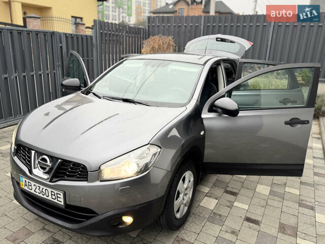 Серый Ниссан Кашкай, объемом двигателя 1.6 л и пробегом 222 тыс. км за 9900 $, фото 32 на Automoto.ua