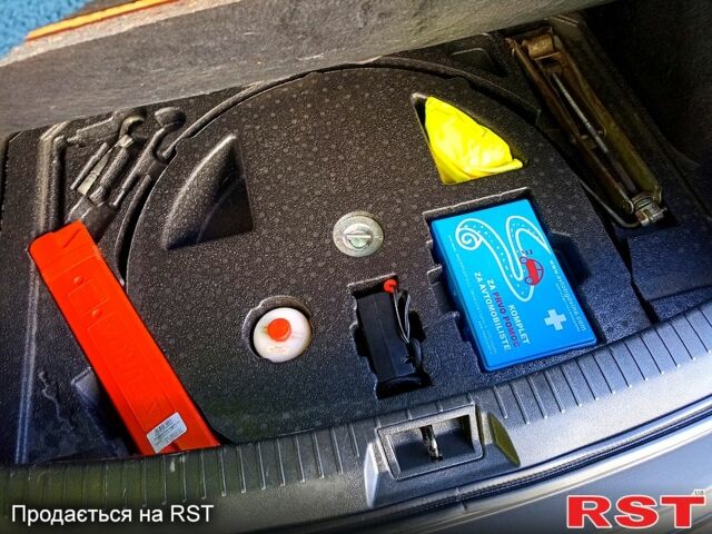 Серый Ниссан Кашкай, объемом двигателя 1.6 л и пробегом 207 тыс. км за 11200 $, фото 9 на Automoto.ua