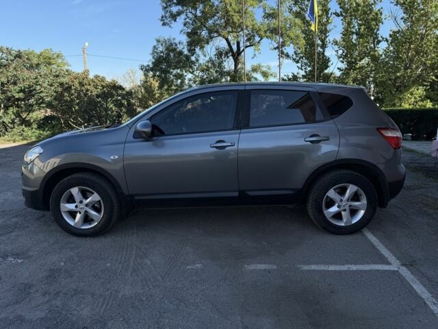 Серый Ниссан Кашкай, объемом двигателя 2 л и пробегом 203 тыс. км за 12400 $, фото 5 на Automoto.ua