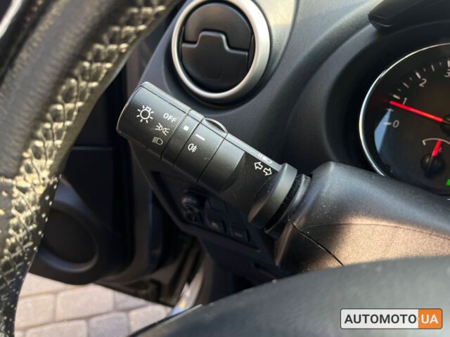 Серый Ниссан Кашкай, объемом двигателя 1.6 л и пробегом 162 тыс. км за 10700 $, фото 12 на Automoto.ua