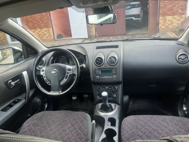 Сірий Ніссан Кашкай, об'ємом двигуна 1.5 л та пробігом 221 тис. км за 10299 $, фото 4 на Automoto.ua