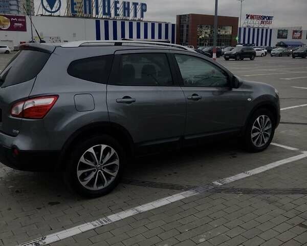 Серый Ниссан Кашкай, объемом двигателя 1.6 л и пробегом 261 тыс. км за 11100 $, фото 4 на Automoto.ua