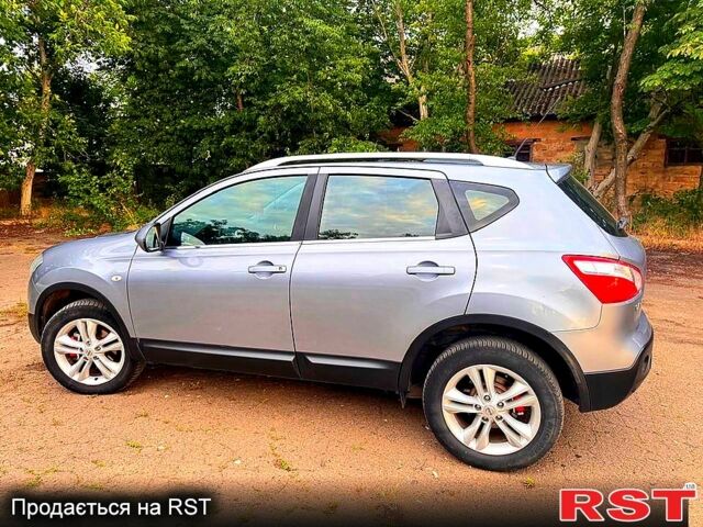 Сірий Ніссан Кашкай, об'ємом двигуна 1.5 л та пробігом 166 тис. км за 11500 $, фото 2 на Automoto.ua