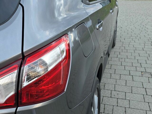 Серый Ниссан Кашкай, объемом двигателя 1.6 л и пробегом 246 тыс. км за 11600 $, фото 6 на Automoto.ua