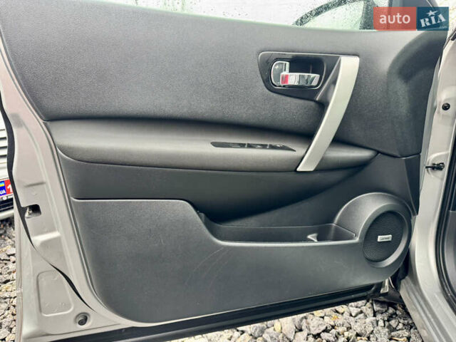 Сірий Ніссан Кашкай, об'ємом двигуна 2 л та пробігом 206 тис. км за 12500 $, фото 17 на Automoto.ua