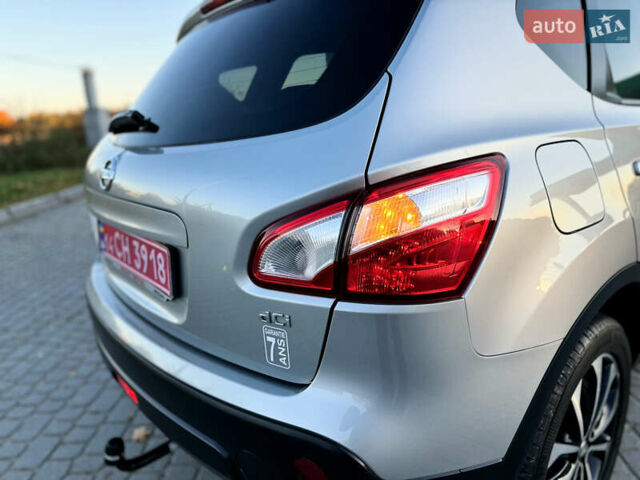 Серый Ниссан Кашкай, объемом двигателя 1.5 л и пробегом 200 тыс. км за 11699 $, фото 59 на Automoto.ua