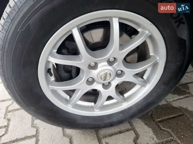 Серый Ниссан Кашкай, объемом двигателя 1.6 л и пробегом 231 тыс. км за 9999 $, фото 149 на Automoto.ua