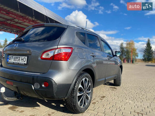 Сірий Ніссан Кашкай, об'ємом двигуна 2 л та пробігом 241 тис. км за 11450 $, фото 3 на Automoto.ua