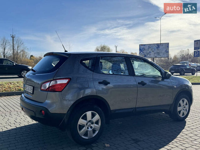 Серый Ниссан Кашкай, объемом двигателя 1.6 л и пробегом 222 тыс. км за 9450 $, фото 6 на Automoto.ua