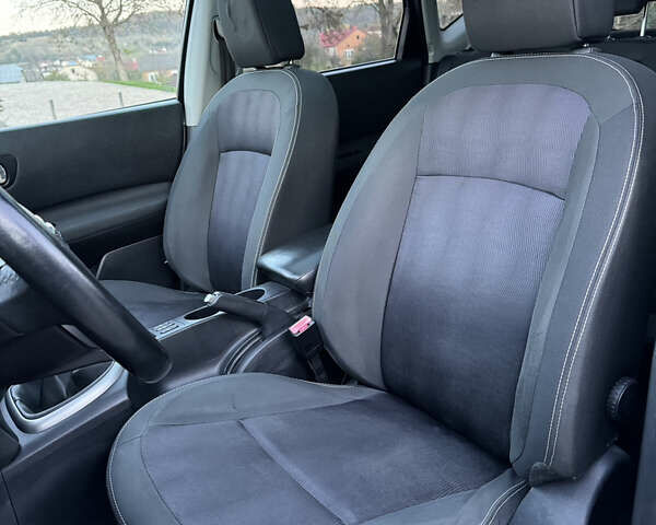 Серый Ниссан Кашкай, объемом двигателя 1.5 л и пробегом 227 тыс. км за 11700 $, фото 17 на Automoto.ua