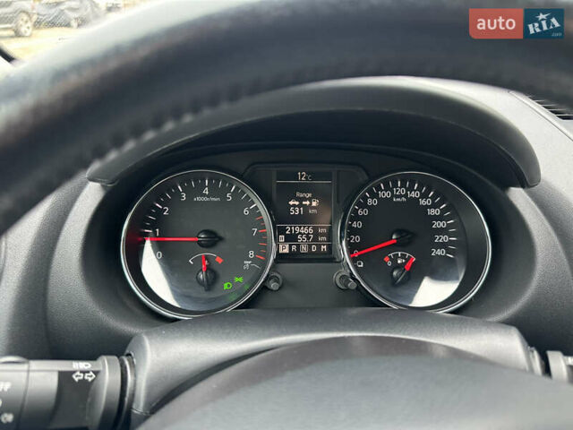 Серый Ниссан Кашкай, объемом двигателя 2 л и пробегом 219 тыс. км за 9950 $, фото 12 на Automoto.ua