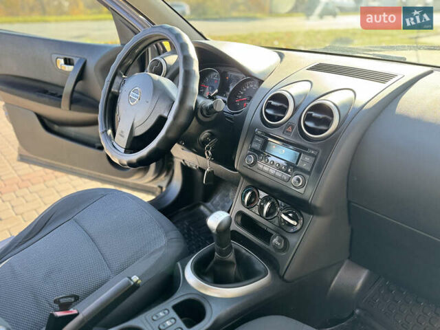 Серый Ниссан Кашкай, объемом двигателя 1.6 л и пробегом 222 тыс. км за 9450 $, фото 19 на Automoto.ua