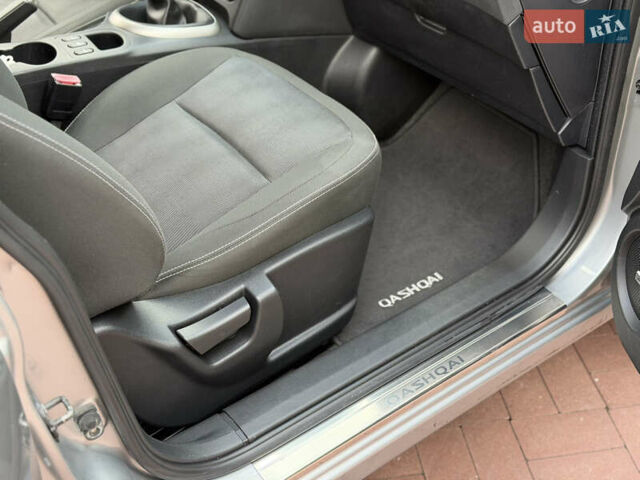 Сірий Ніссан Кашкай, об'ємом двигуна 1.5 л та пробігом 199 тис. км за 11300 $, фото 22 на Automoto.ua