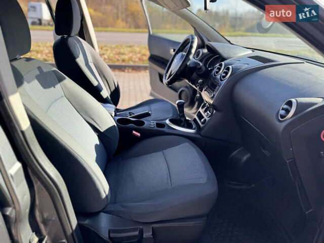 Сірий Ніссан Кашкай, об'ємом двигуна 1.6 л та пробігом 222 тис. км за 9550 $, фото 17 на Automoto.ua