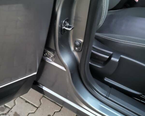 Сірий Ніссан Кашкай, об'ємом двигуна 1.5 л та пробігом 222 тис. км за 9600 $, фото 93 на Automoto.ua