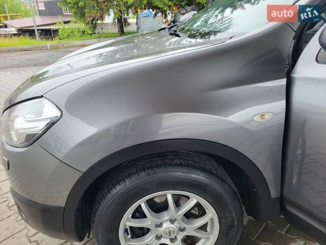 Серый Ниссан Кашкай, объемом двигателя 1.6 л и пробегом 231 тыс. км за 9999 $, фото 86 на Automoto.ua