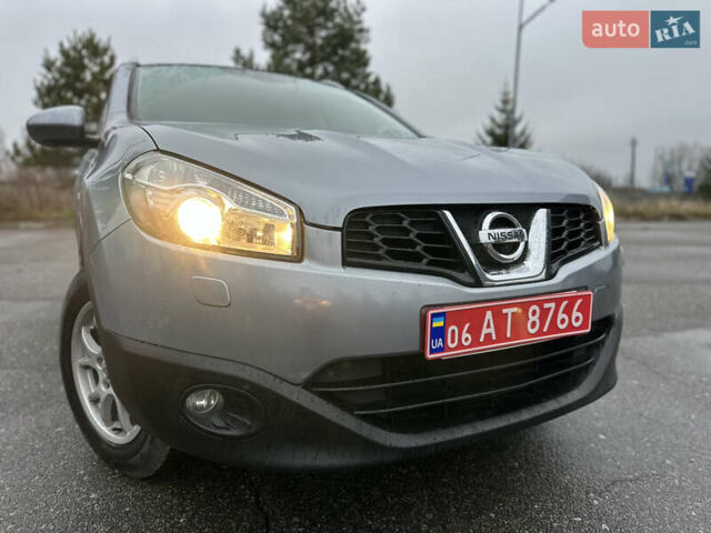 Серый Ниссан Кашкай, объемом двигателя 1.6 л и пробегом 220 тыс. км за 10450 $, фото 9 на Automoto.ua