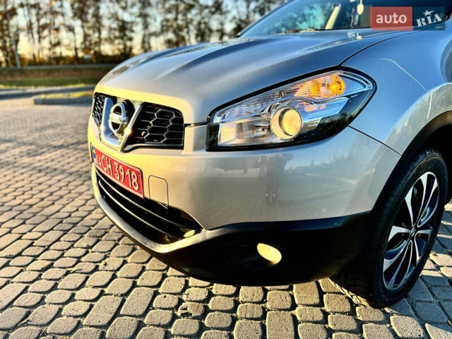 Серый Ниссан Кашкай, объемом двигателя 1.5 л и пробегом 200 тыс. км за 11699 $, фото 6 на Automoto.ua