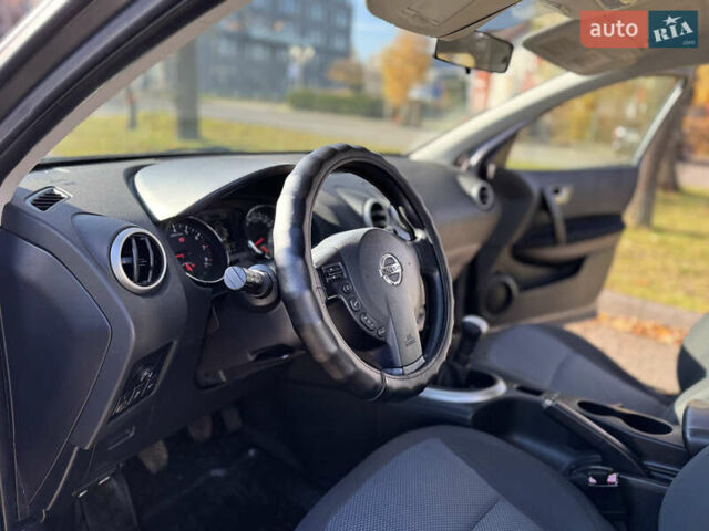 Серый Ниссан Кашкай, объемом двигателя 1.6 л и пробегом 222 тыс. км за 9450 $, фото 11 на Automoto.ua