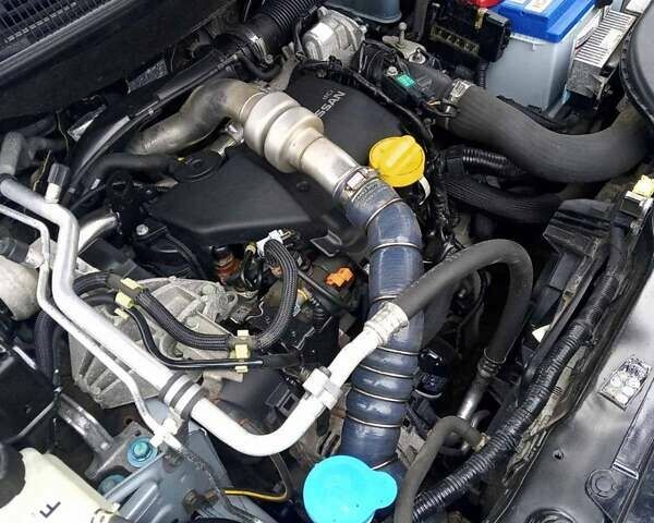 Серый Ниссан Кашкай, объемом двигателя 1.5 л и пробегом 243 тыс. км за 9950 $, фото 31 на Automoto.ua