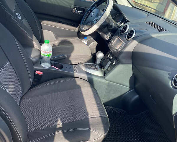 Сірий Ніссан Кашкай, об'ємом двигуна 2 л та пробігом 241 тис. км за 11450 $, фото 13 на Automoto.ua