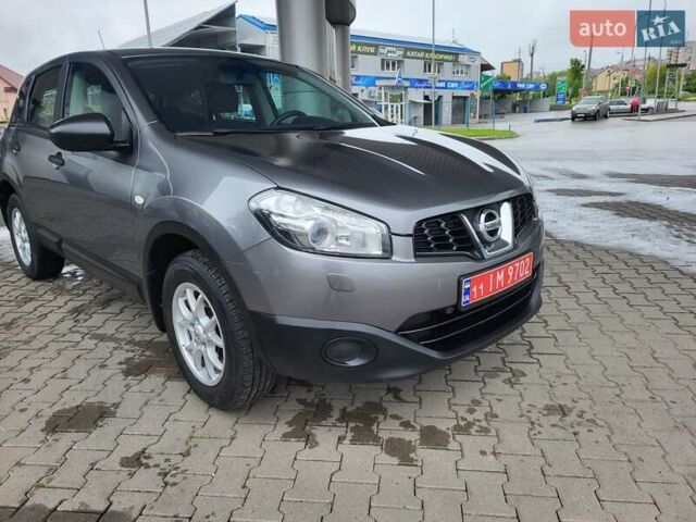 Серый Ниссан Кашкай, объемом двигателя 1.6 л и пробегом 231 тыс. км за 9999 $, фото 13 на Automoto.ua