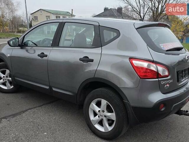 Сірий Ніссан Кашкай, об'ємом двигуна 1.6 л та пробігом 125 тис. км за 10800 $, фото 6 на Automoto.ua