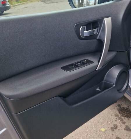 Сірий Ніссан Кашкай, об'ємом двигуна 1.5 л та пробігом 259 тис. км за 11300 $, фото 15 на Automoto.ua