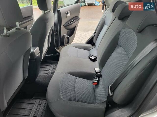 Серый Ниссан Кашкай, объемом двигателя 1.6 л и пробегом 231 тыс. км за 9999 $, фото 98 на Automoto.ua