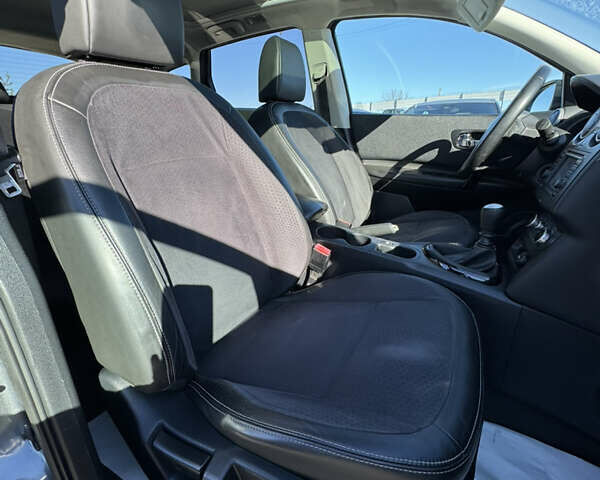 Сірий Ніссан Кашкай, об'ємом двигуна 1.6 л та пробігом 257 тис. км за 11700 $, фото 27 на Automoto.ua